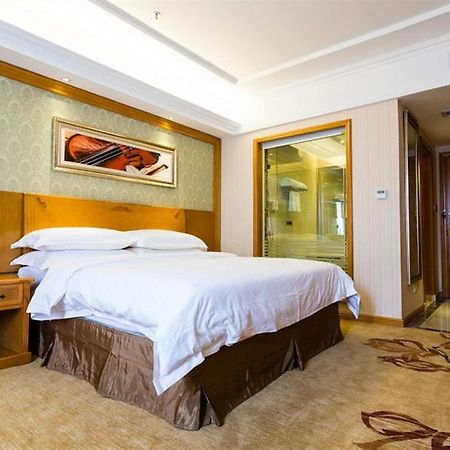 Vienna Hotel Wuhan International Convention And Exhibition Centre 外观 照片