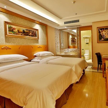 Vienna Hotel Wuhan International Convention And Exhibition Centre 外观 照片